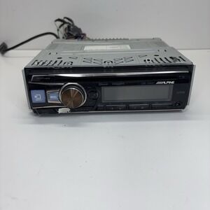 Alpine CDE-154BT Radio - AM/FM/Aux CD Player - Bluetooth - 50x4 - In Dash 12v DC